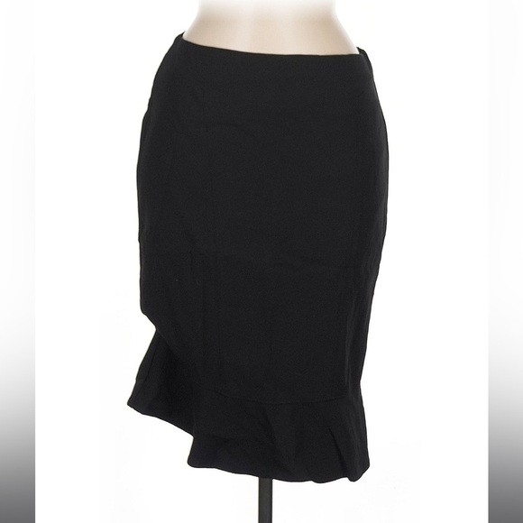 White House Black Market BP Flounce Hem Black Pencil Skirt NEW - Picture 3 of 5
